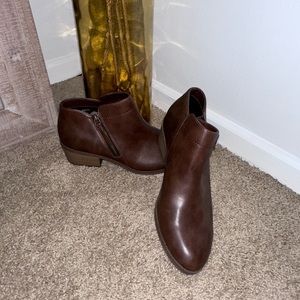 NWOT Zip Booties